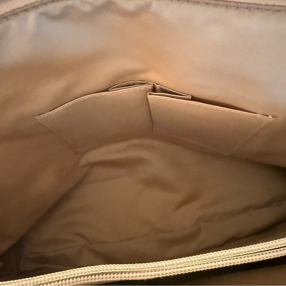 CL America Top Handle Bag With Crossbody Detachable Strap Tan, Black, Red Zip - Picture 13 of 16